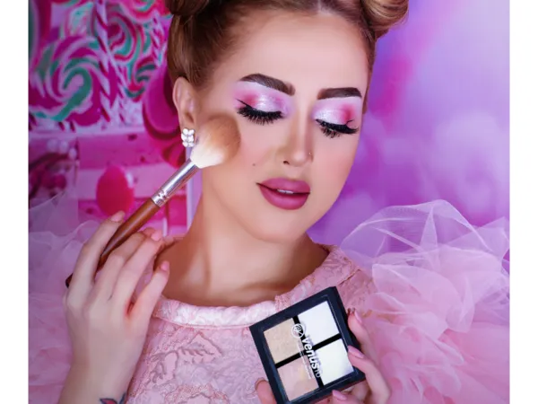 Kako pravilno uskladiti tvoj make-up z nakitom
